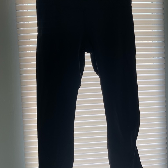 Crop Lululemon Leggings - Picture 8 of 8